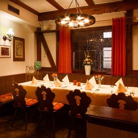 Hotel- Restaurant Zum Hirsch Grossenlueder Екстер'єр фото